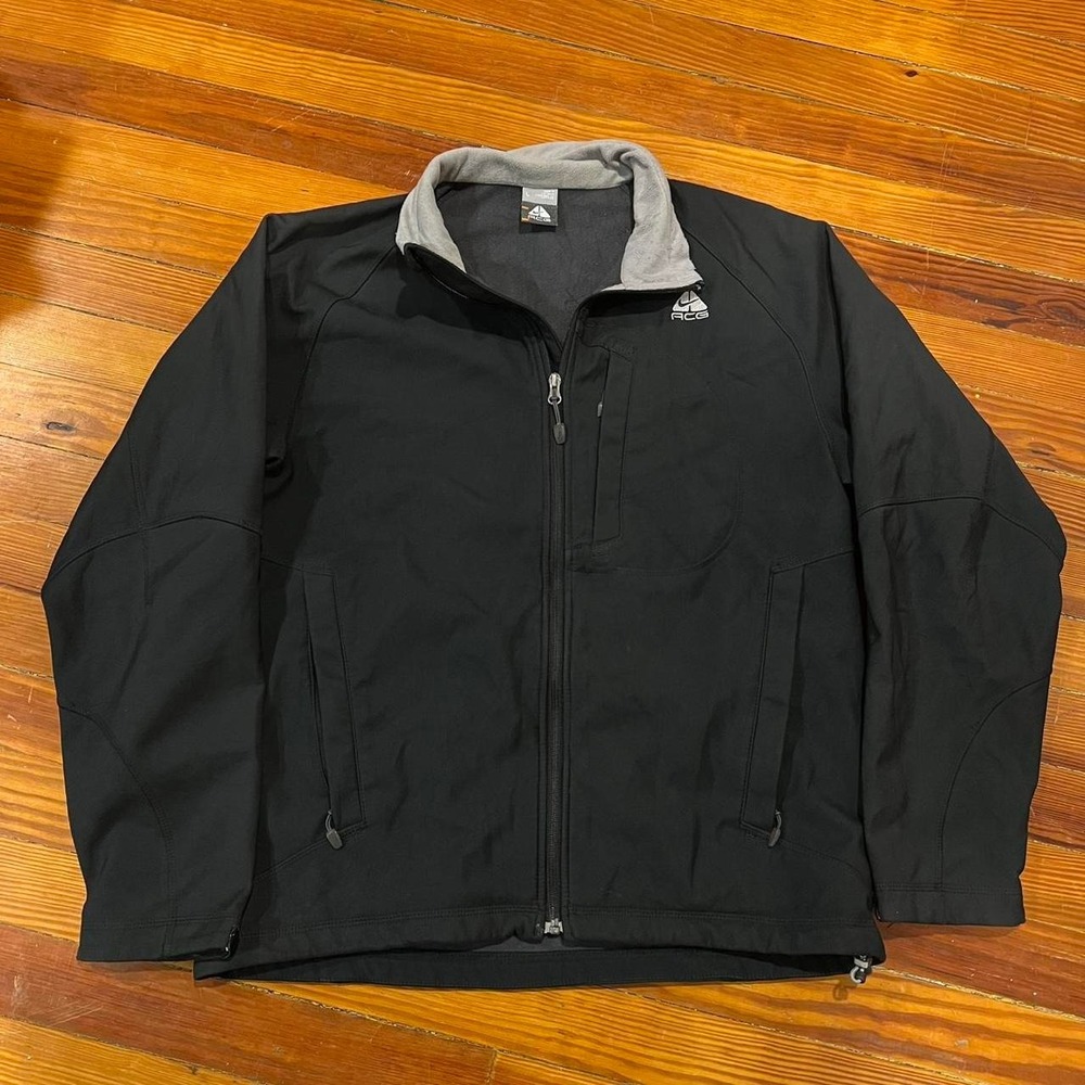 Vintage 1990s Nike ACG softshell fleece full zip jacket size L